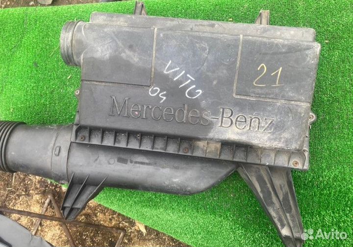 Корпус воздушного фильтра Mercedes Vito 2.2 2006