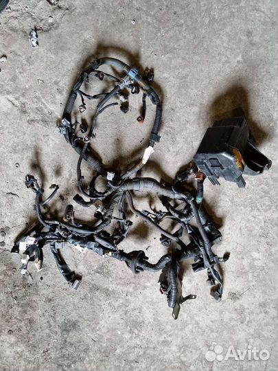 Коса двигатель 1az avensis т250