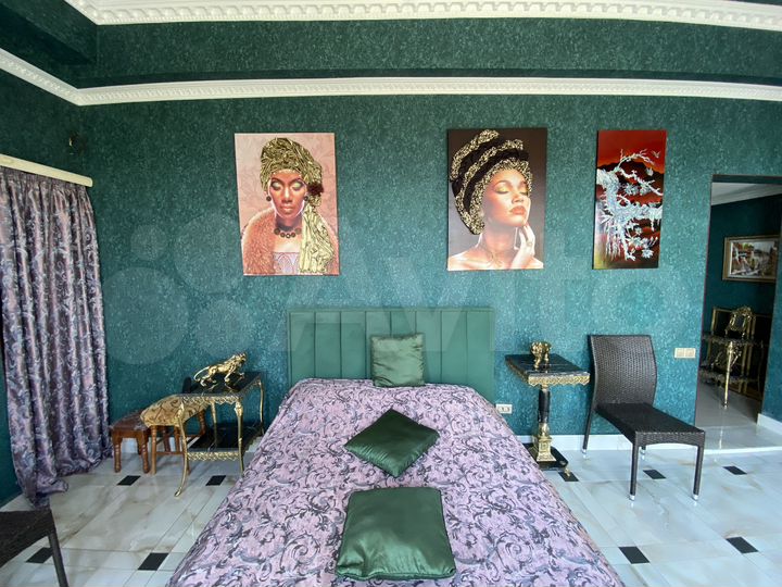 2-к. квартира, 200 м², 18/18 эт.