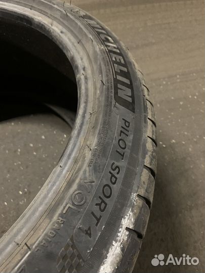 Michelin Pilot Sport 4 255/40 R19 100W