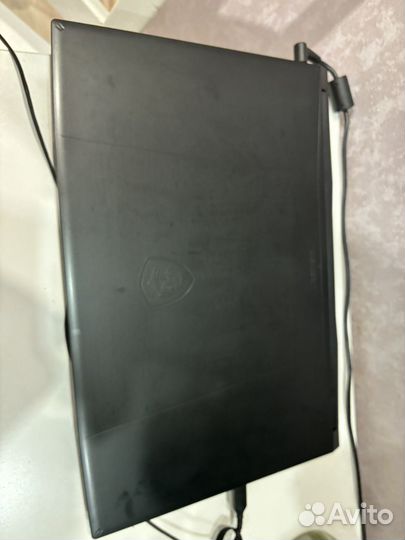 Ноутбук MSI katana 17 B12VFK-463XRU