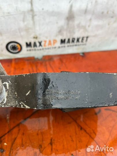 Опора двигателя Ford Focus 3 2011-2019