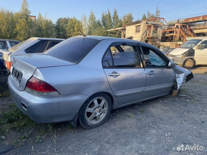 Автомобиль Mitsubishi Lancer 9 1.6 МКПП В разбор