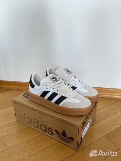 Кроссовки adidas samba