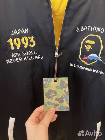 Бомбер a bathing ape