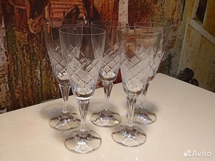 Хрусталь много разного