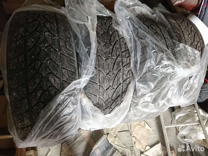 Kumho Ecsta STX KL12 275/55 R20