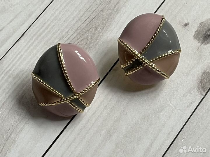 Крупные эффектные серьги