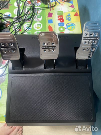 Игровой руль Thrustmaster t300