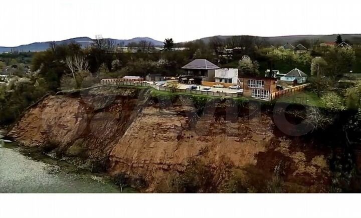 Коттедж 100 м² на участке 30 сот.