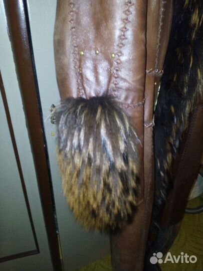 Шикарное кожаное пальто с мехом