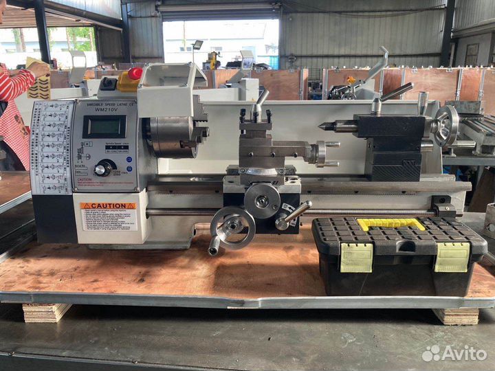 Токарный станок WM210V400