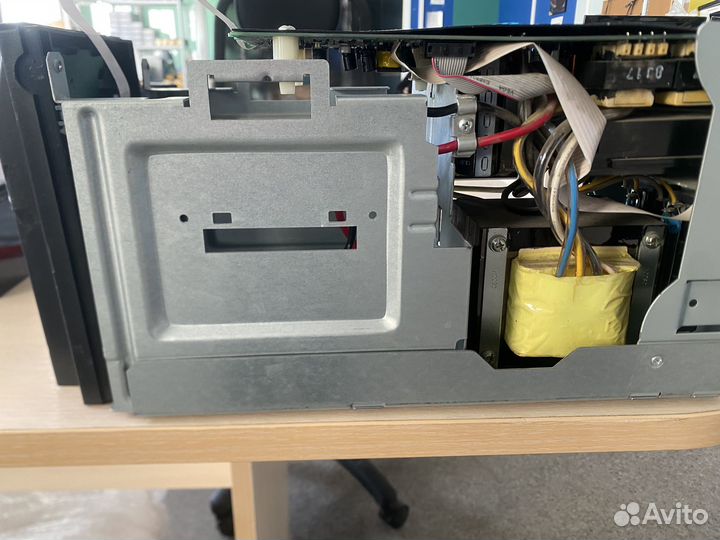 Ибп APC Smart-UPS 1500