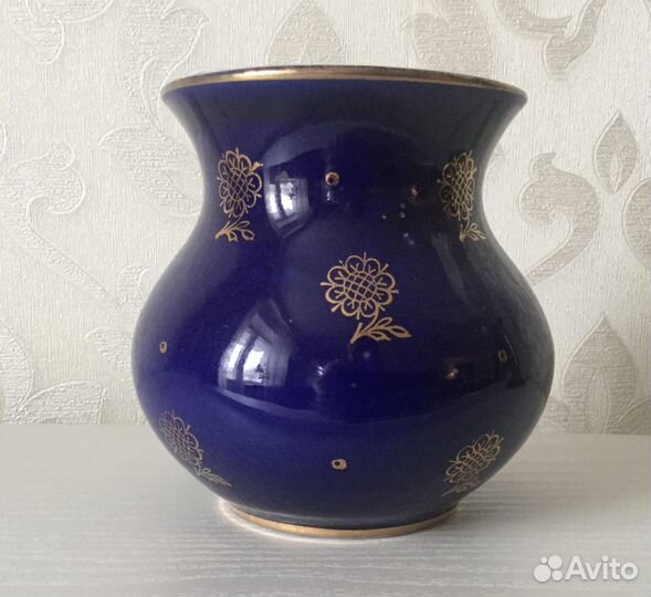Фарфоровая ваза лфз