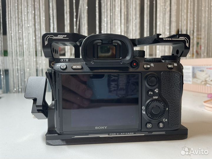 Sony alpha a7 iii с китом и клеткой