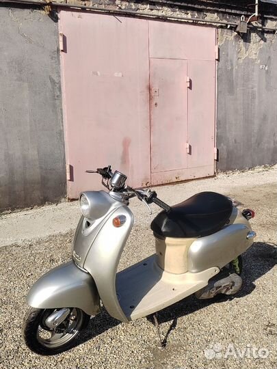 Скутер Yamaha Vino 2т