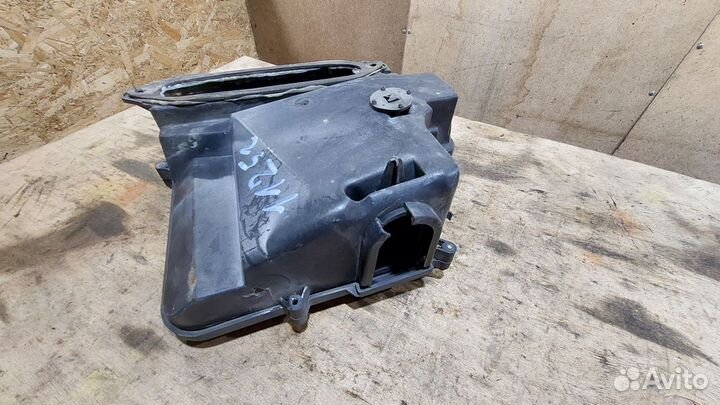 Корпус блока управления двигателем Passat B5