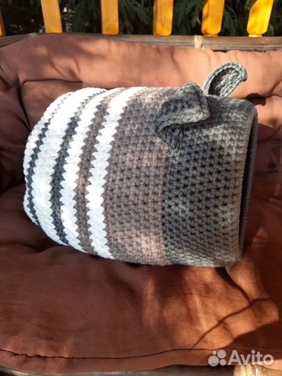 Домик вязаный для кота/кошки или маленькой собачки
