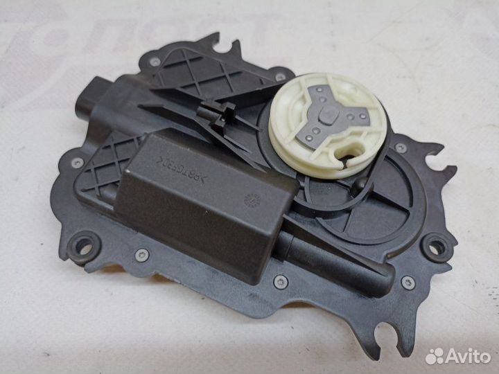 Доводчик двери Audi A8 D3 BVJ