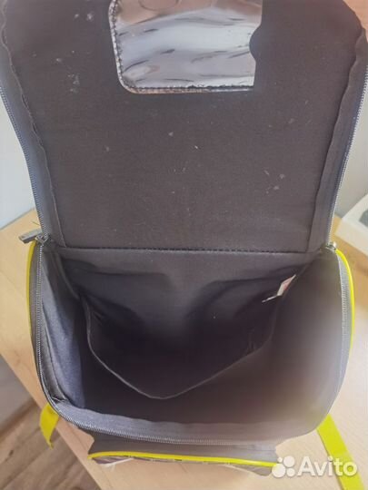 Школьный рюкзак