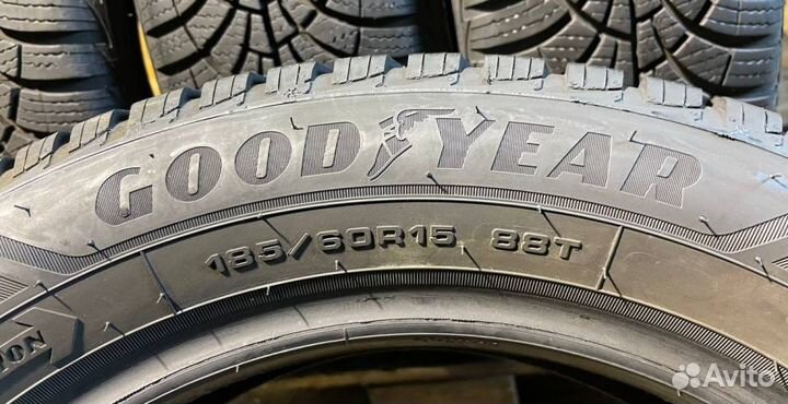 Goodyear UltraGrip 9 185/60 R15