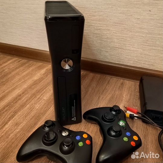 Xbox 360 250gb, Freeboot, Kinect, 2 дж