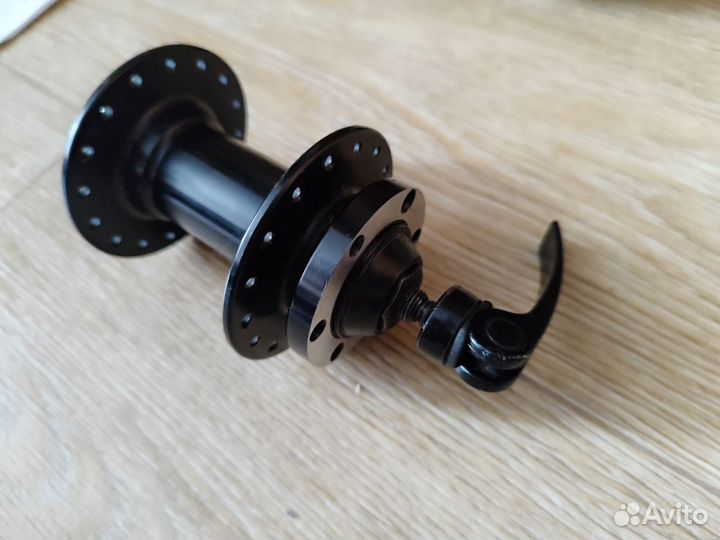 Втулка передняя 9*105 мм с эксцентриком Merida