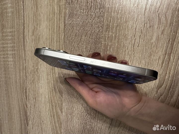 iPhone 15 Pro, 128 ГБ