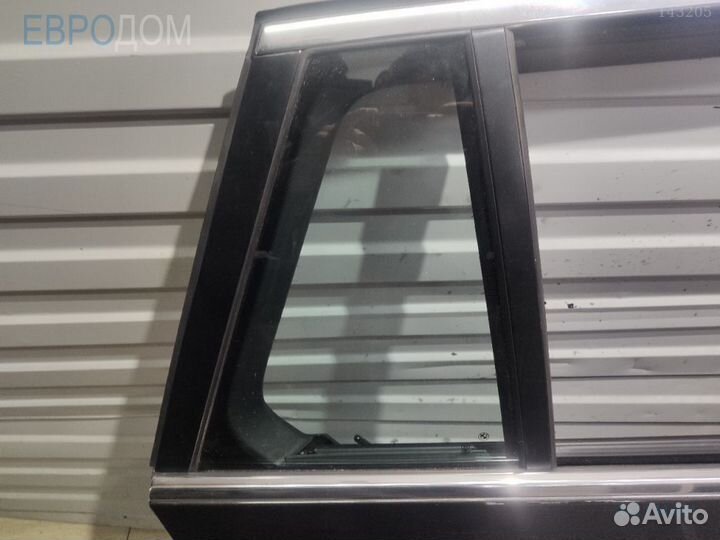 Форточка двери правая на BMW G31 s1141441