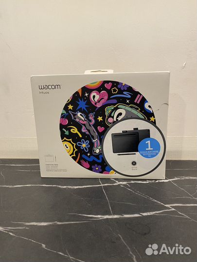 Графический планшет Wacom intuos s