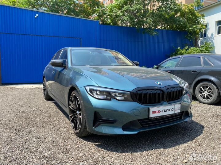 Крышки зеркал карбон + Решетка радиатора BMW G20