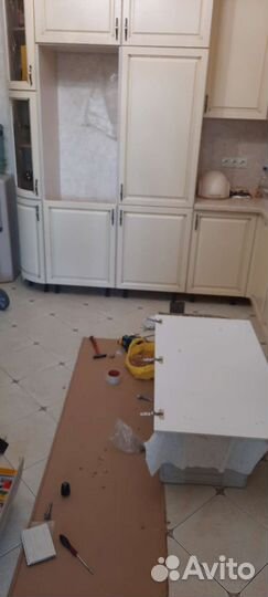 Замена петель ремонт на встроенном холодильнике