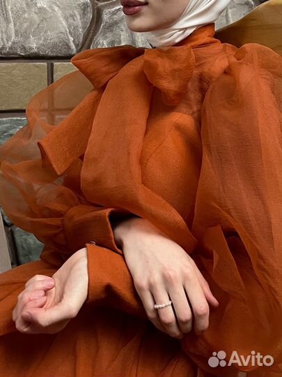 Вечернее платье