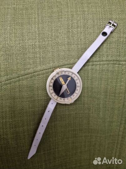 Компас СССР наручный