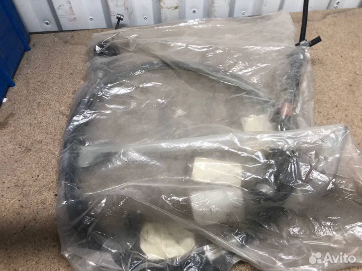 Трос стояночного тормоза lexus toyota