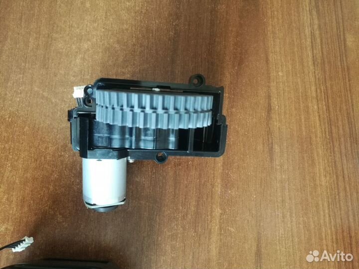 Мотор колесо для робота пылесоса