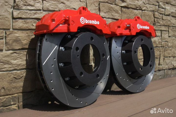 Тормозная система Tesla