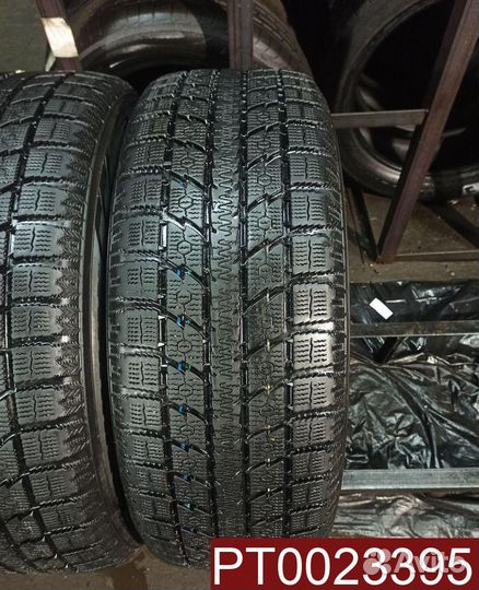 Toyo Observe GSi-5 255/55 R20 98H