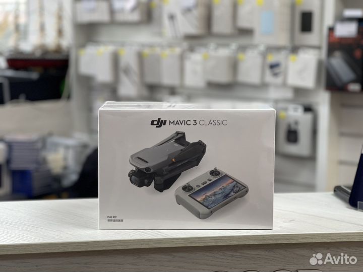 Квадрокоптер dji mavic 3 classic RC (с экраном)
