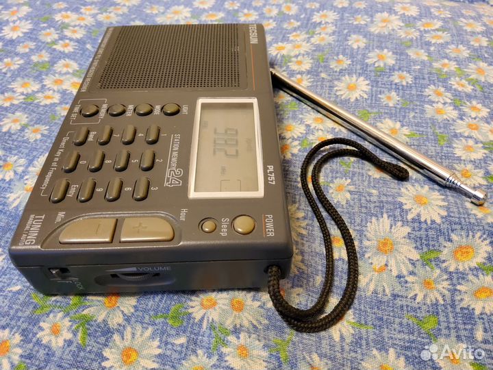 Радиоприемник Tecsun PL-757 цифровой