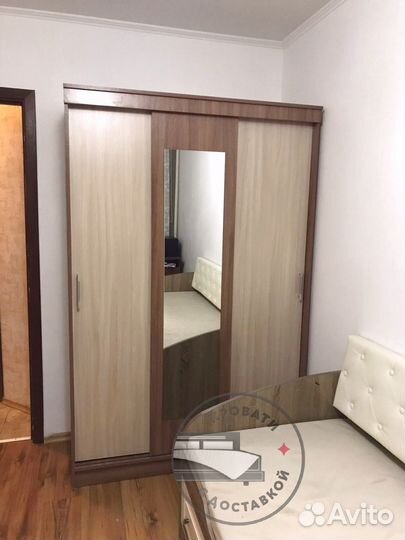 Шкаф