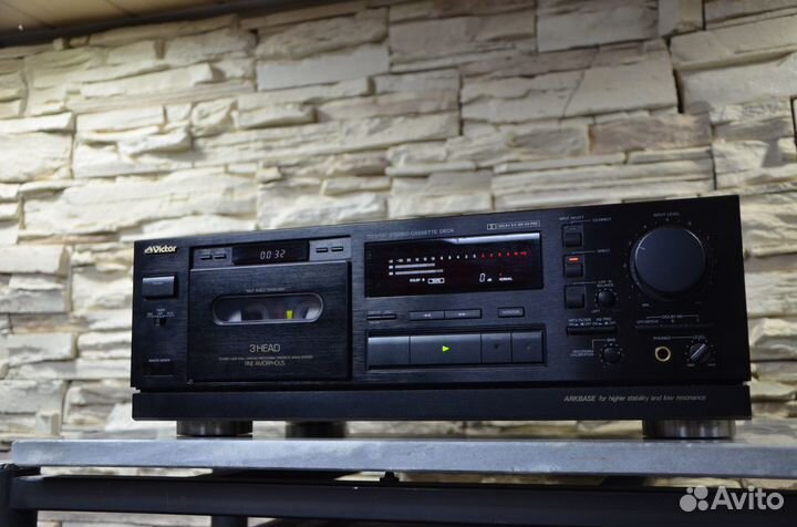 Топовая кассетная дека Victor TD-V731