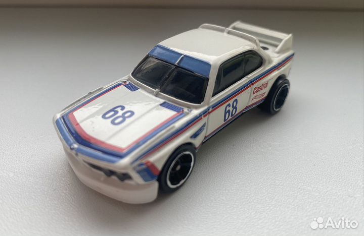 Машинки Hot wheels BMW 3,0 csl, M4