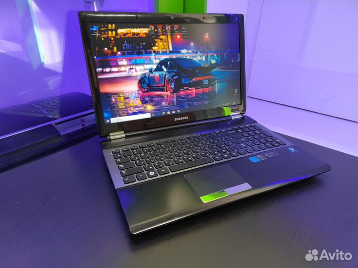 Ноутбук ракета Samsung RC530 (i7/ 8Gb/ SSD+HDD)