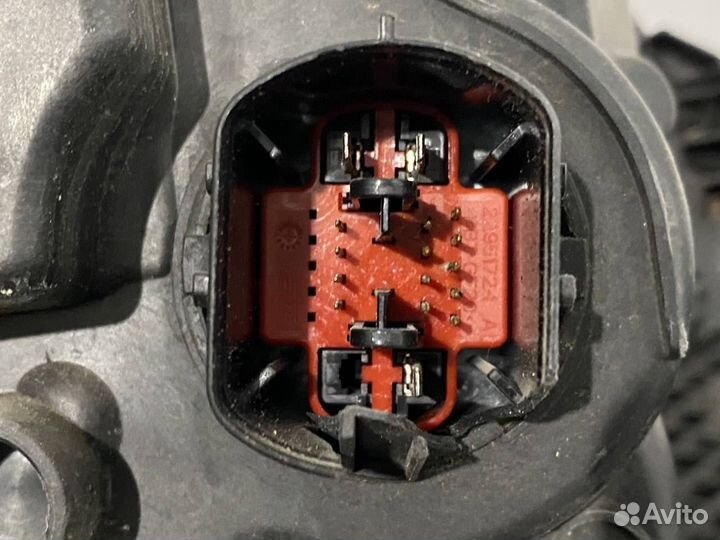 Фара левая Land Rover Range Rover Velar