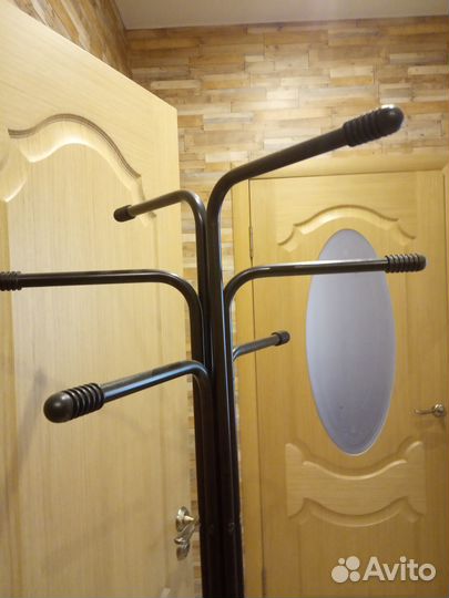 Вешалка напольная металлическая из Германии