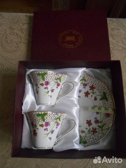 Чайные чашки с блюдцами (подарочный набор)