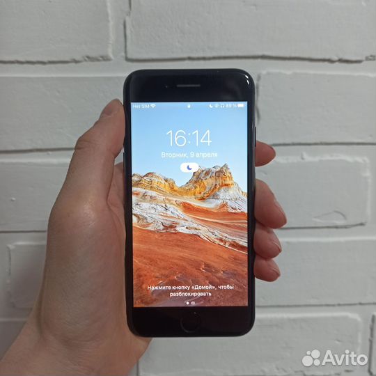 iPhone 7, 32 ГБ