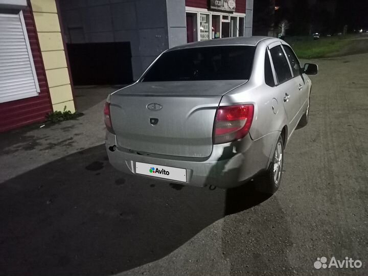 LADA Granta 1.6 МТ, 2013, 216 105 км