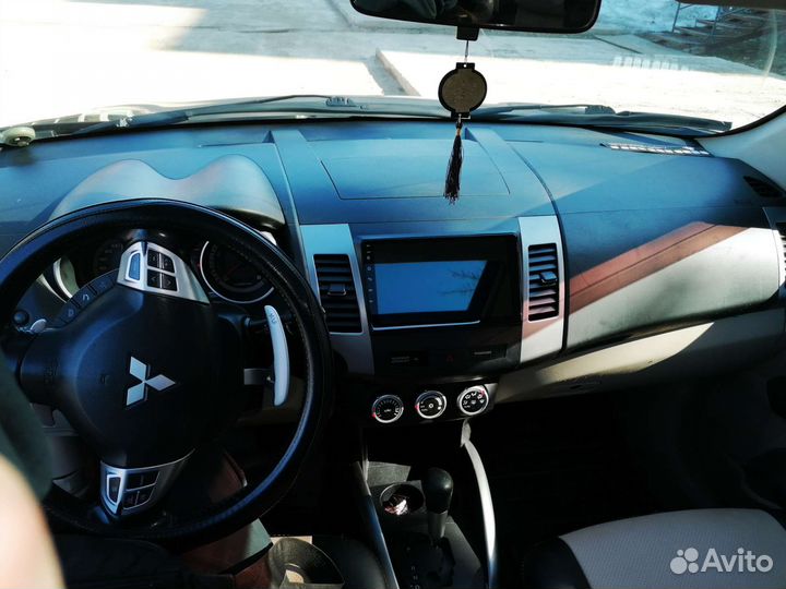 Mitsubishi Outlander 2.4 CVT, 2008, 235 000 км